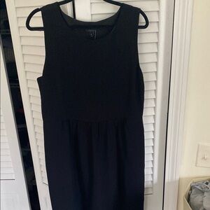 Elegant Black Sleeveless Dress
